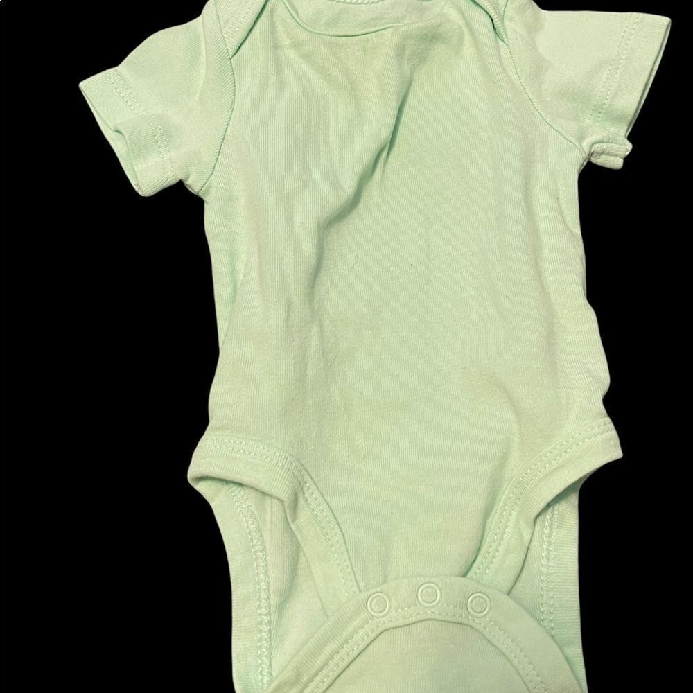 Newborn onesies - Picture 4 of 13